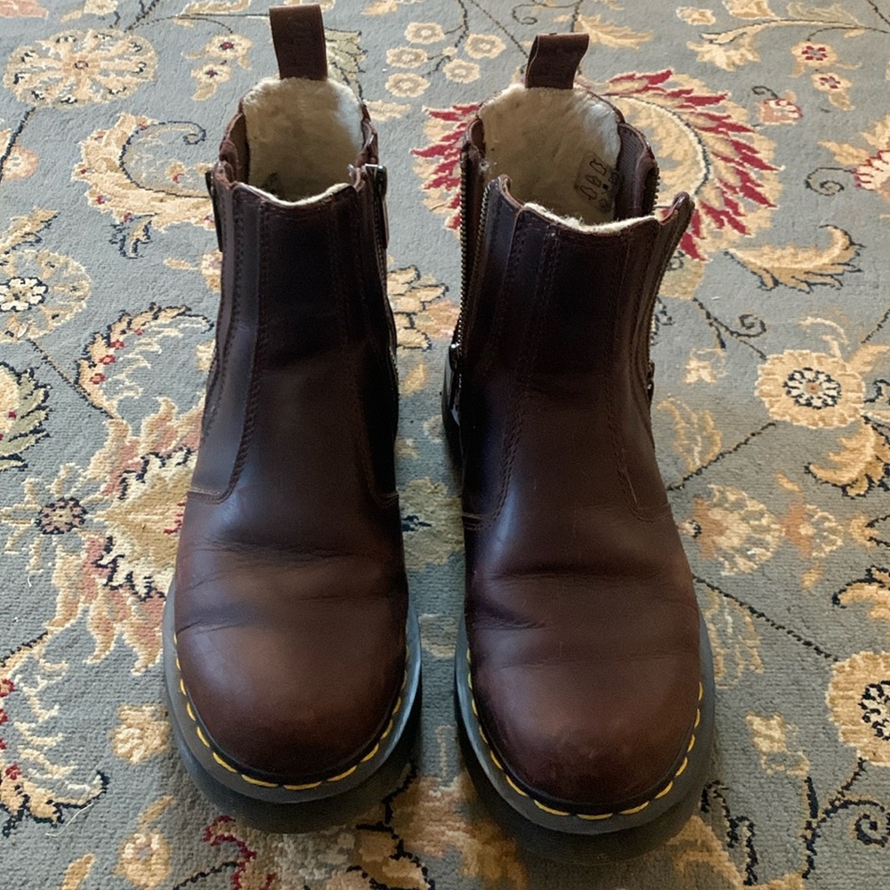 Dr Martens brown boot, fuzzy lining, airware